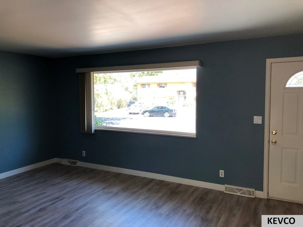 2837 Eagle Dr - Photo 2 of 16