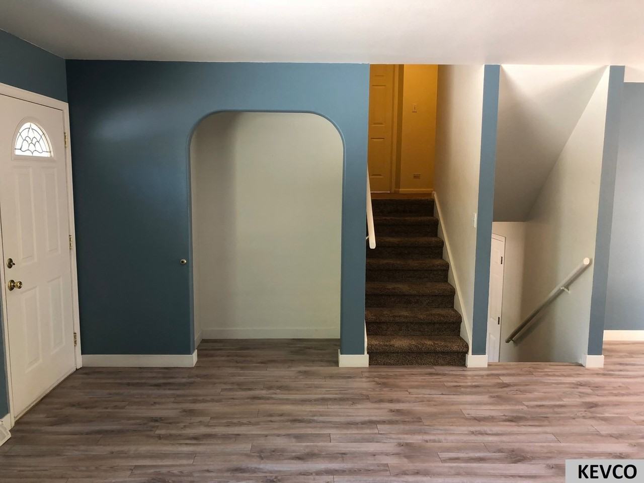 2837 Eagle Dr - Photo 3 of 16