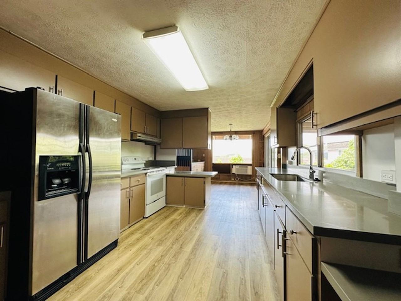 2950 Ala Puumalu Pl - Photo 2 of 7