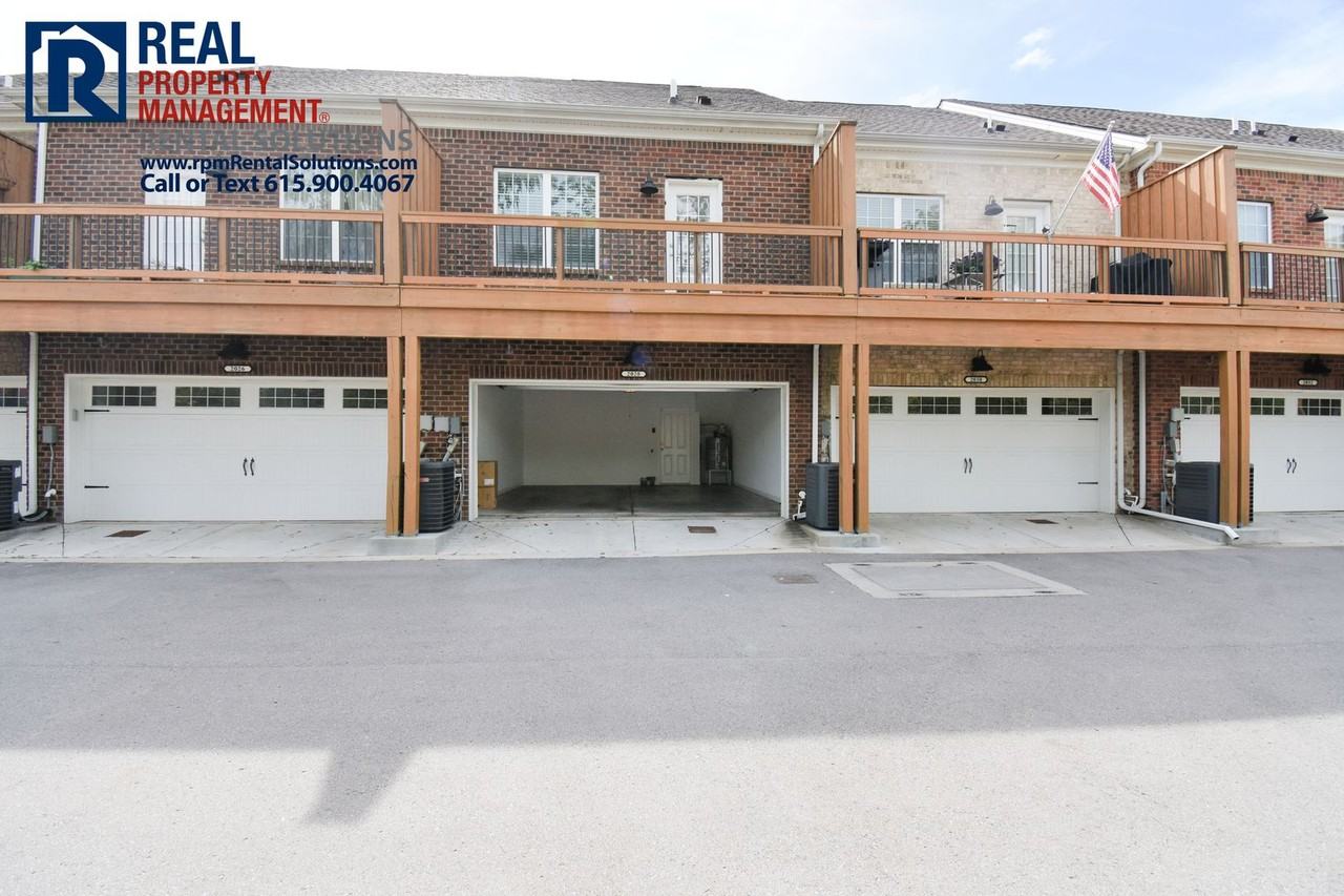 2026 Middle Tennessee Blvd - Photo 2 of 11