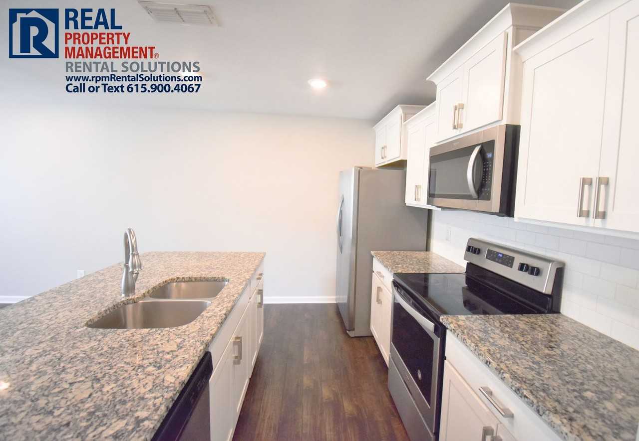 2026 Middle Tennessee Blvd - Photo 4 of 11