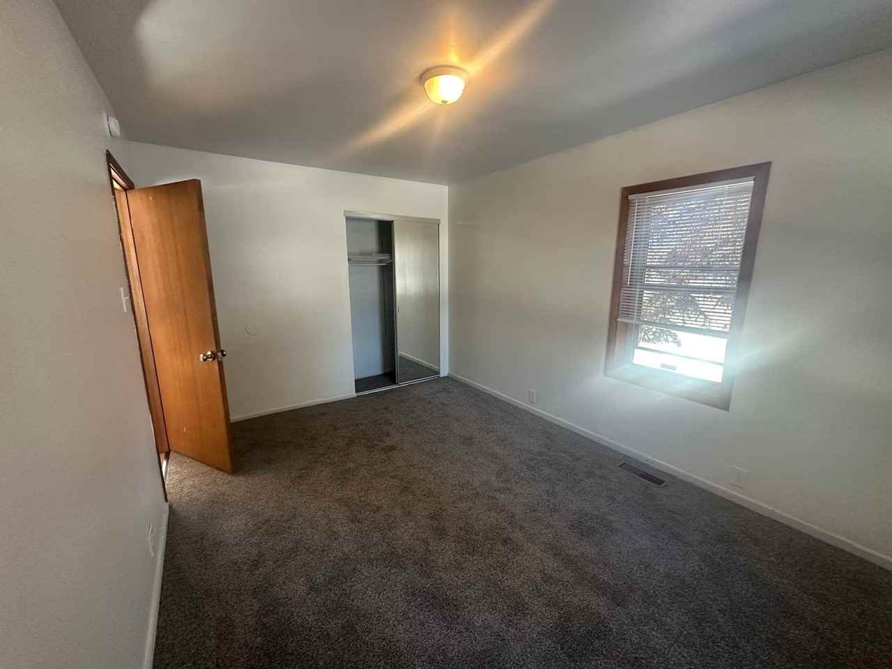 6307 W Thorpe Rd - Photo 6 of 15