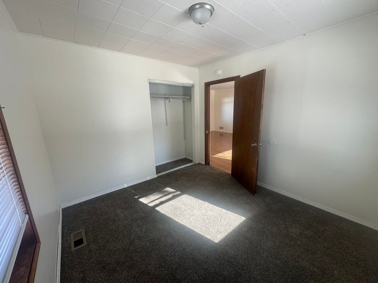 6307 W Thorpe Rd - Photo 7 of 15