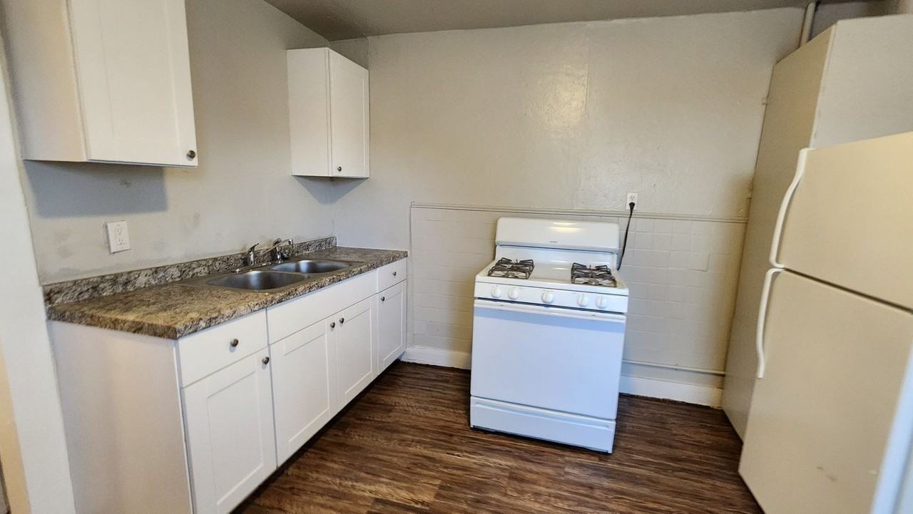 3607 Nw 13th St - Photo 7 of 18