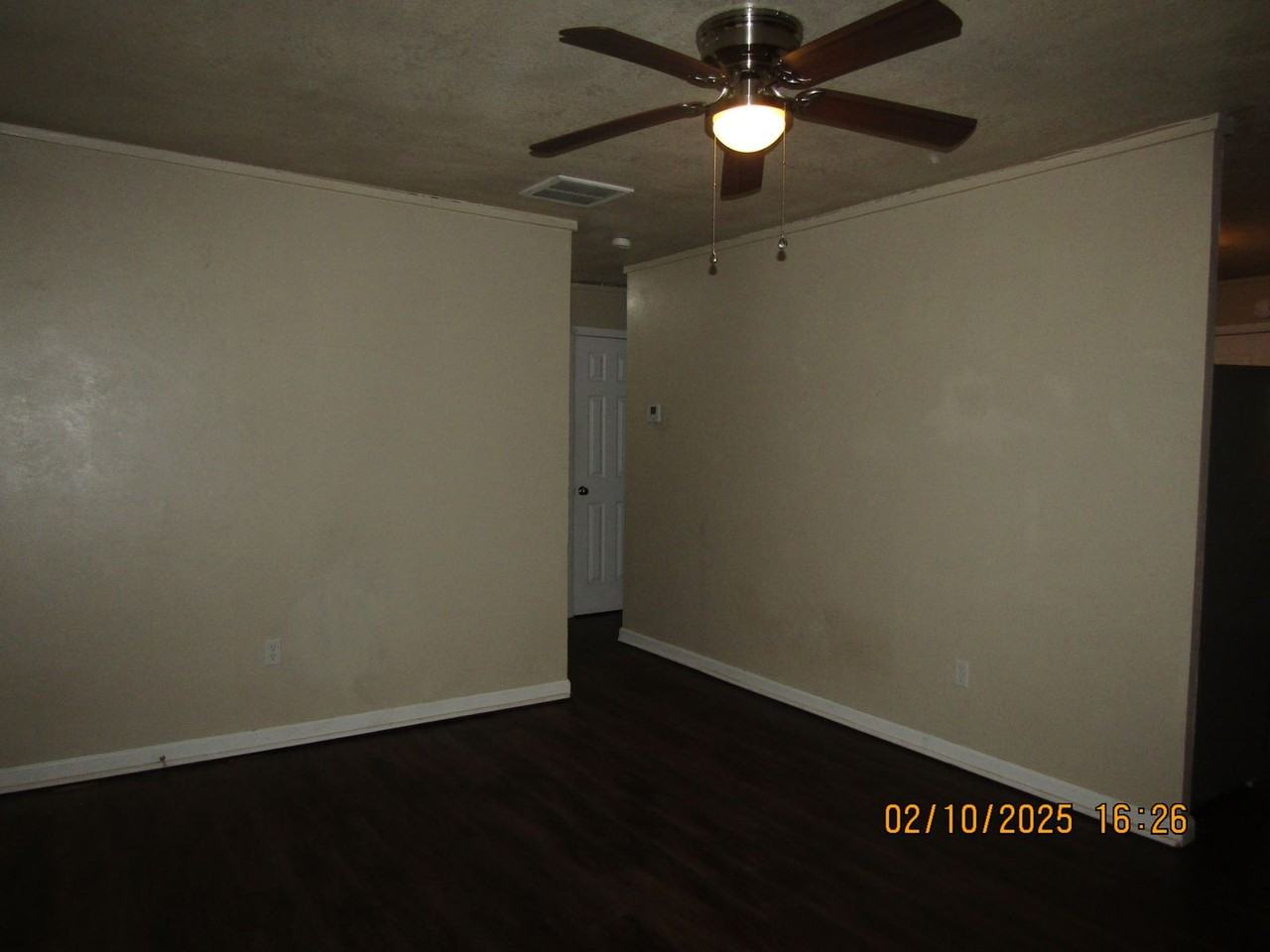 2206 Nw 26th St - Photo 2 of 24