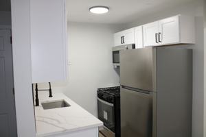 featured image of 327 E Browning Rd