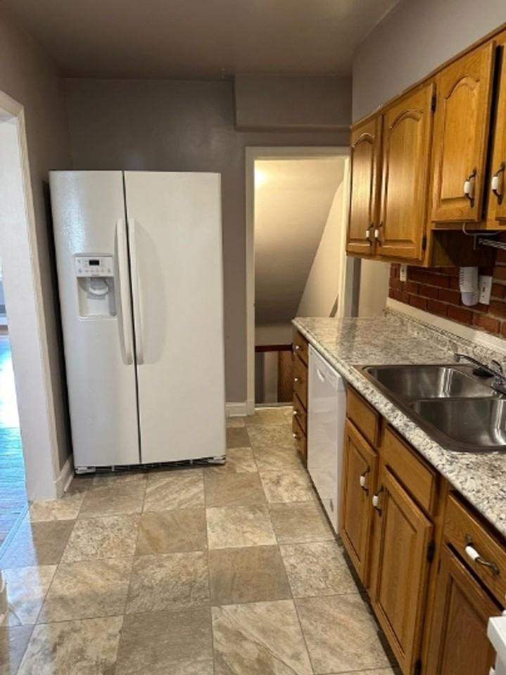 6307 Leith Walk - Photo 2 of 13