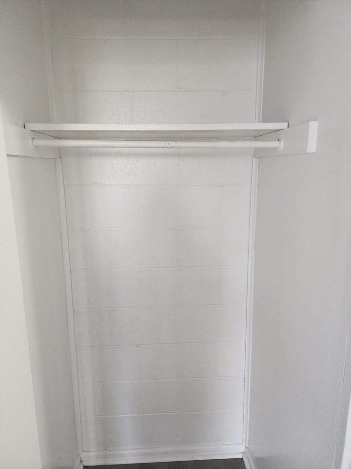 614 S Washington St - Photo 7 of 10