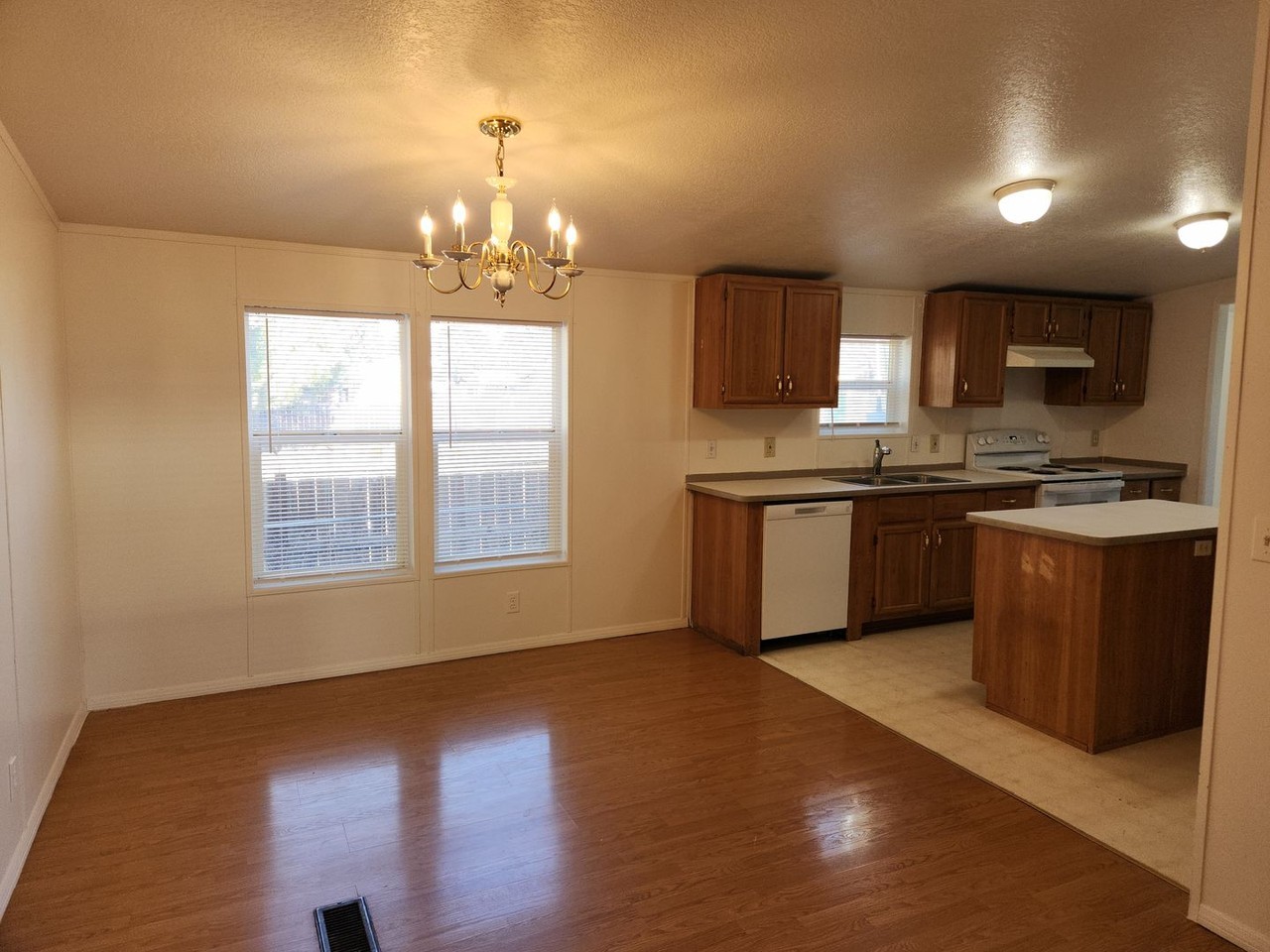 7715 N Cortita Rd - Photo 5 of 21