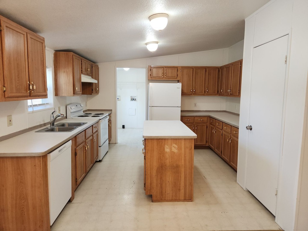 7715 N Cortita Rd - Photo 6 of 21