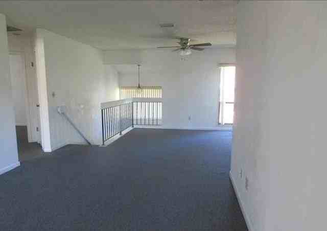 24 Southbury Ct - Photo 5 of 19