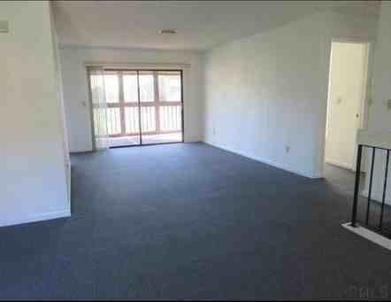 24 Southbury Ct - Photo 6 of 19