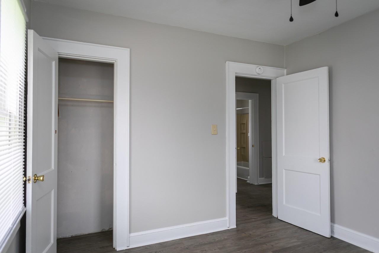 216 Main Ave E - Photo 2 of 12