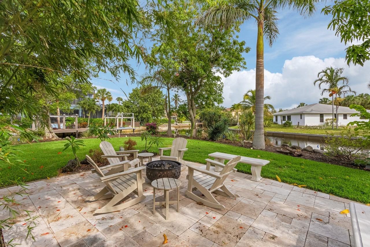 2631 Shoreview Dr - Photo 4 of 36