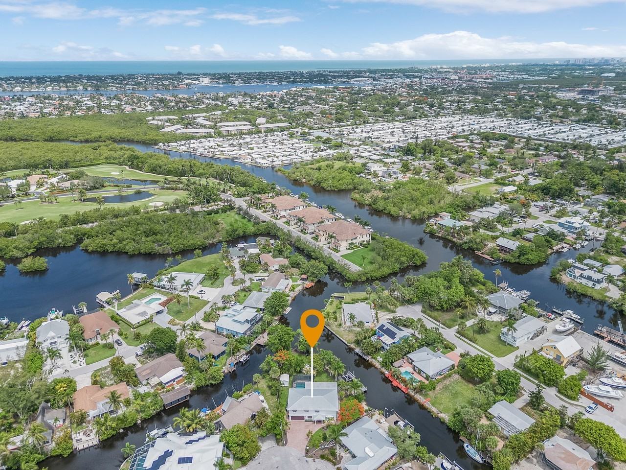 2631 Shoreview Dr - Photo 5 of 36