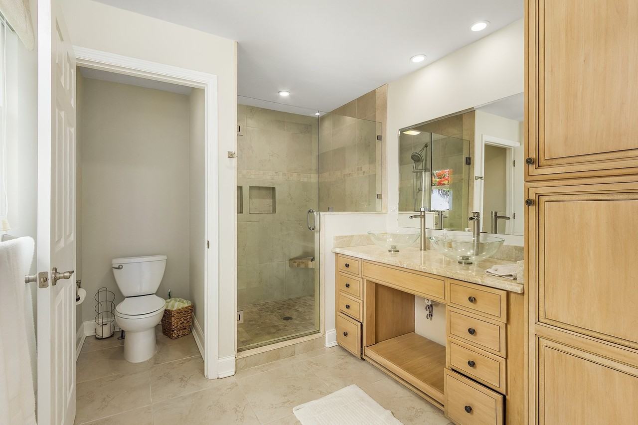 2631 Shoreview Dr - Photo 6 of 36