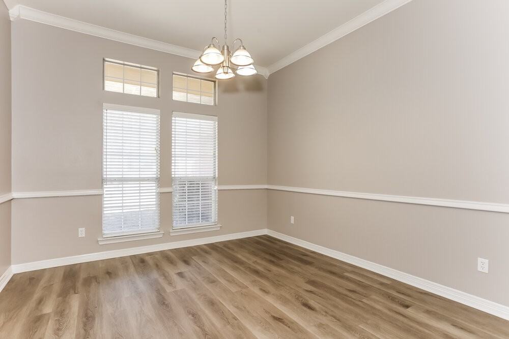 1002 N Carolina Ave - Photo 5 of 16