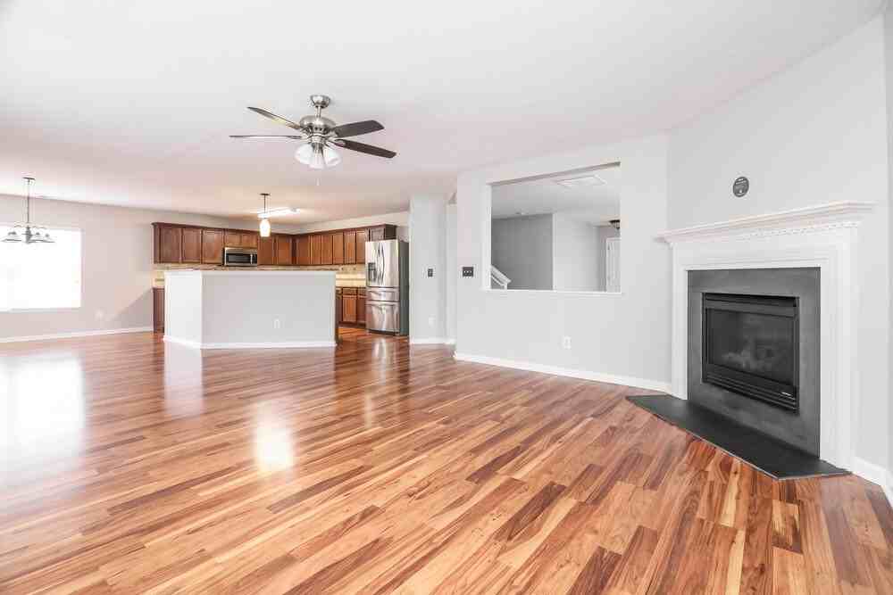 124 Georgetowne Dr - Photo 6 of 17