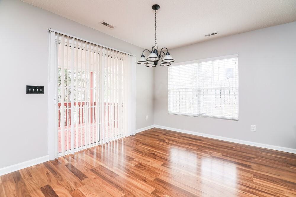 124 Georgetowne Dr - Photo 7 of 17