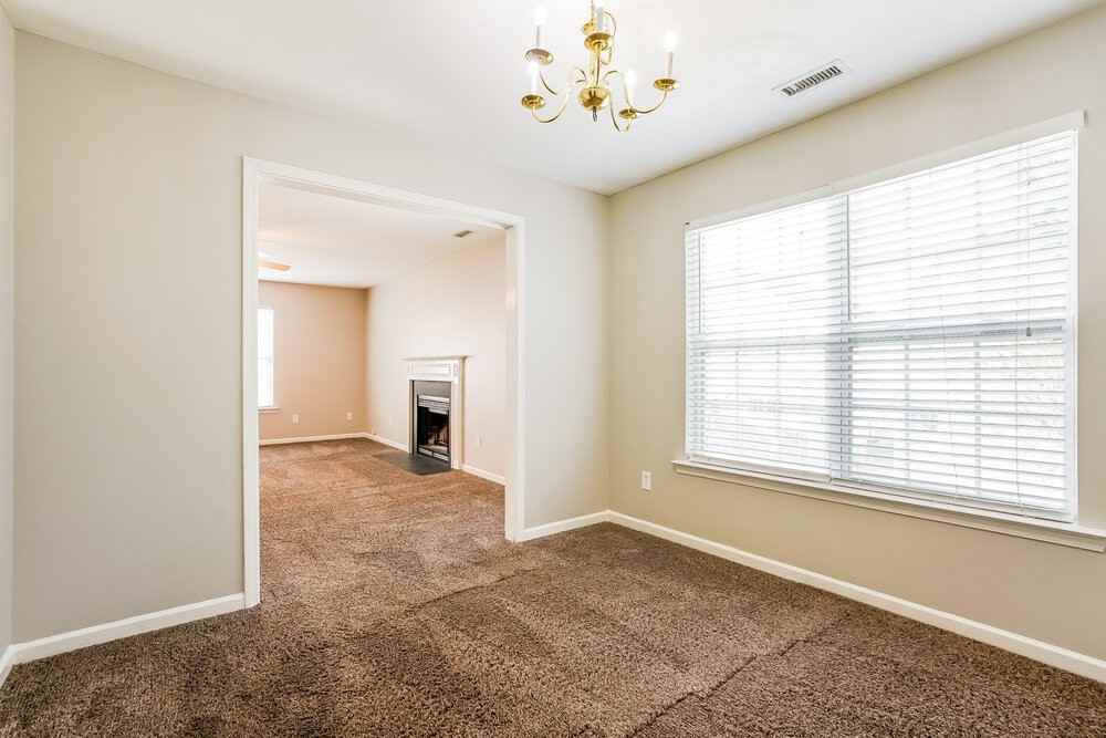 1546 Pebble Ridge Dr - Photo 7 of 17