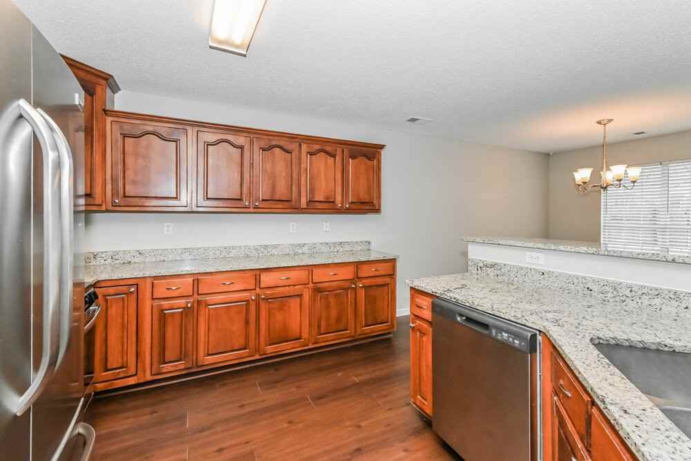 2523 Russum Dr - Photo 7 of 17