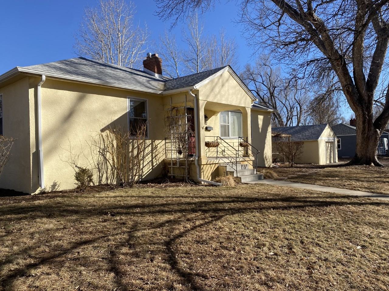 1347 N Prospect St - Photo 2 of 17