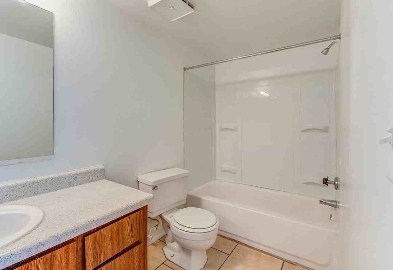 The Falls Apts - Photo 3 of 19