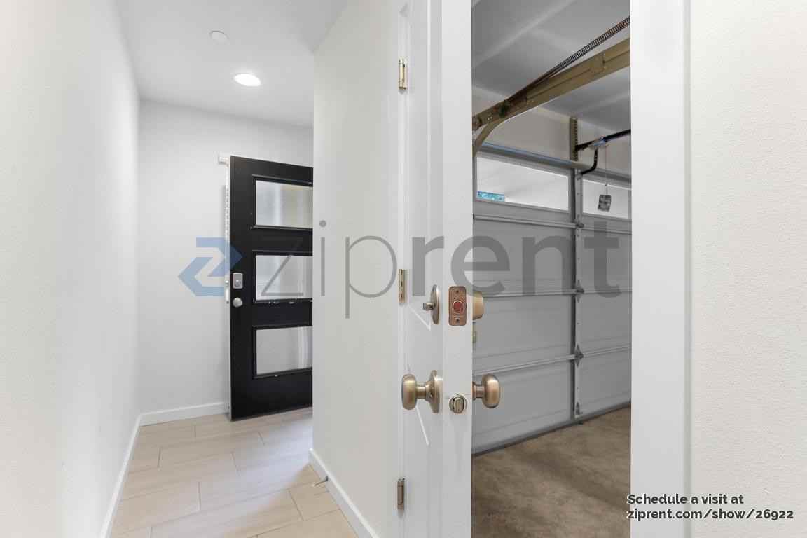 13117 3rd Ave Se #B3 - Photo 2 of 22