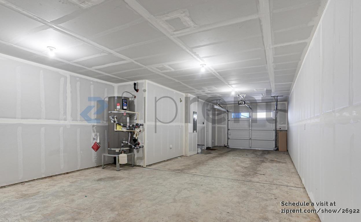 13117 3rd Ave Se #B3 - Photo 4 of 22