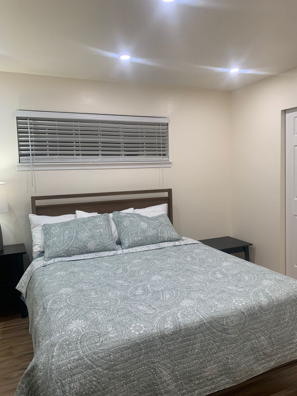 5406 Mill Pond Dr Se - Photo 2 of 11