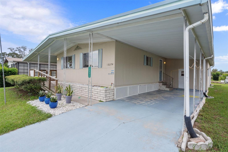 12274 Fairway Ave - Photo 3 of 14