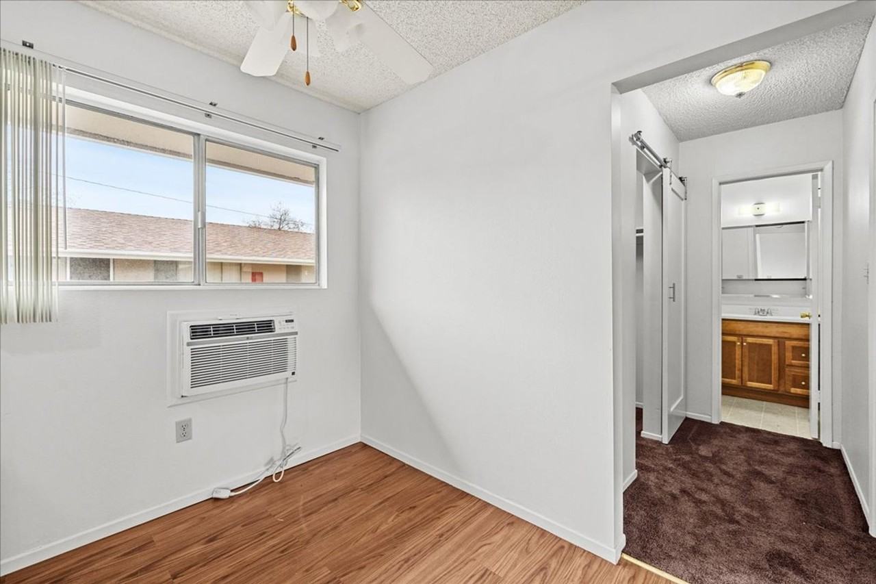 Tally Ho Apartments - Photo 3 of 23