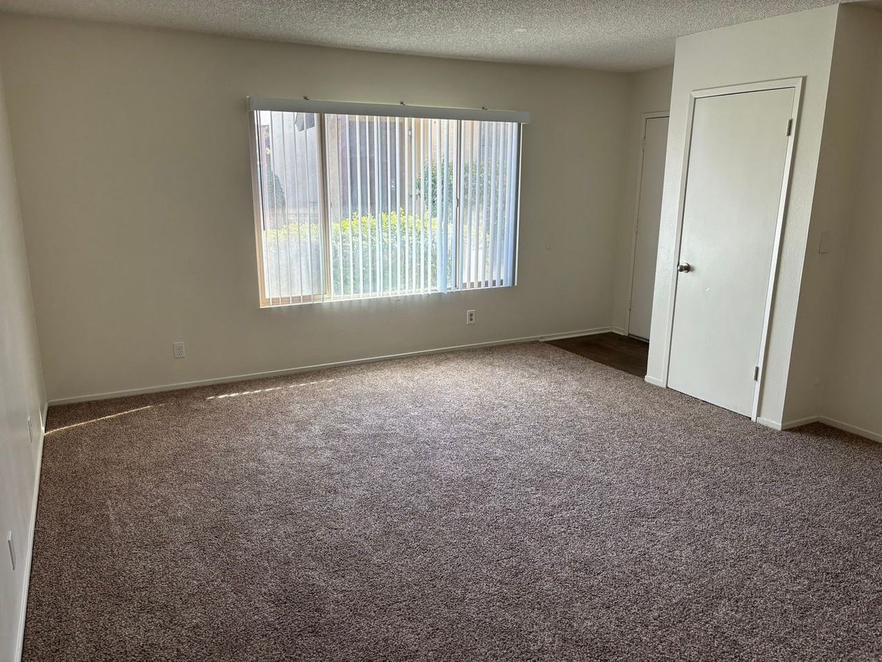 507 E Rice Ranch Rd - Photo 2 of 11