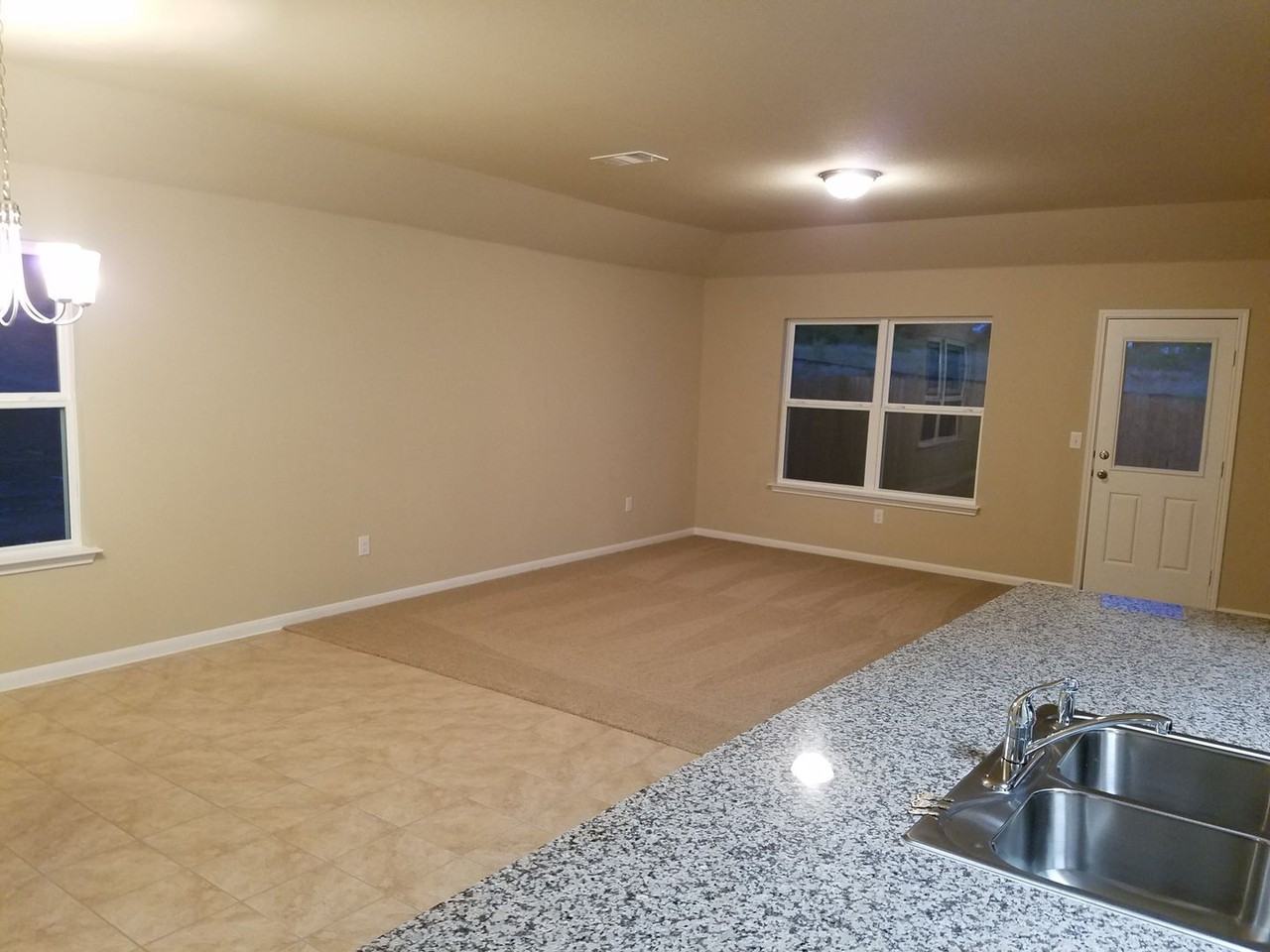 5905 Montrelia Dr - Photo 7 of 19