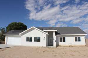 featured image of 7820 Bay Ave