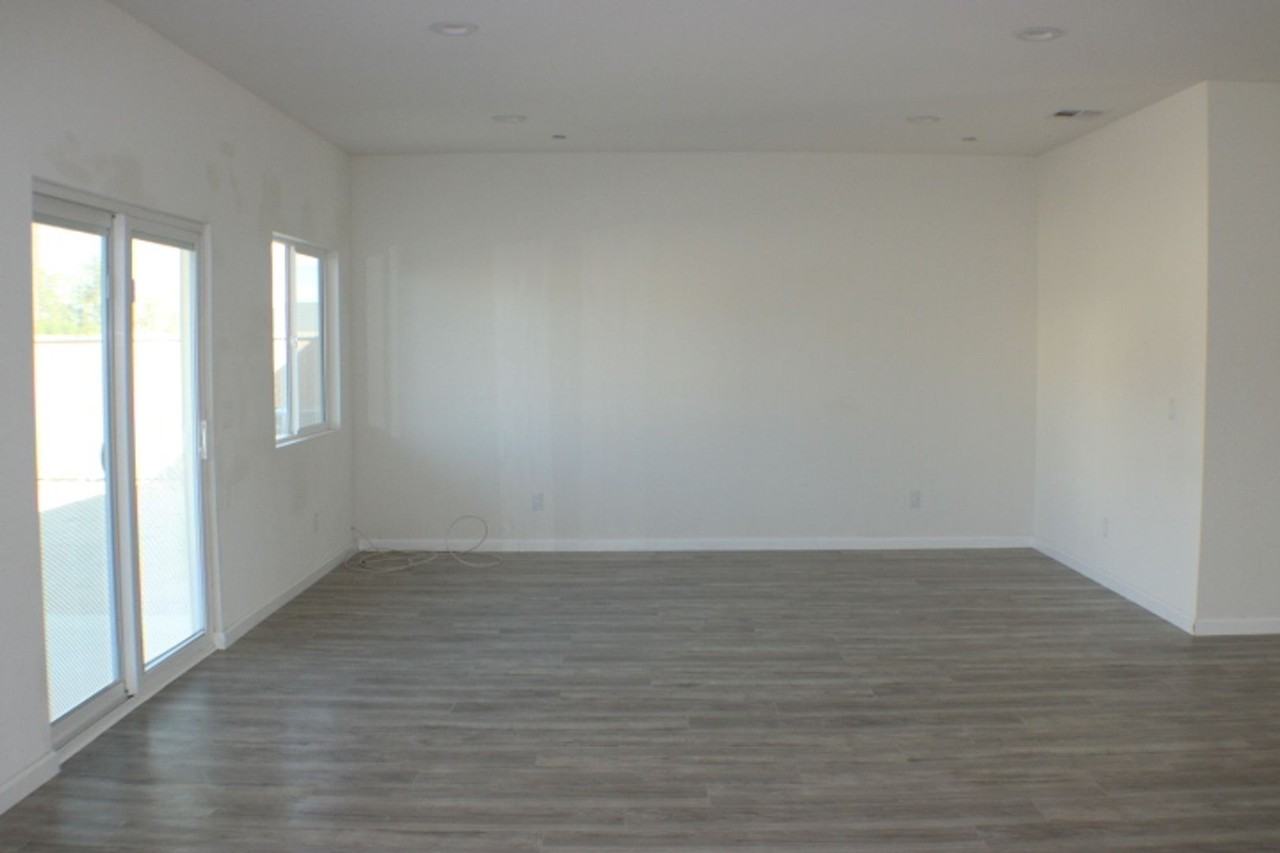7820 Bay Ave - Photo 4 of 15