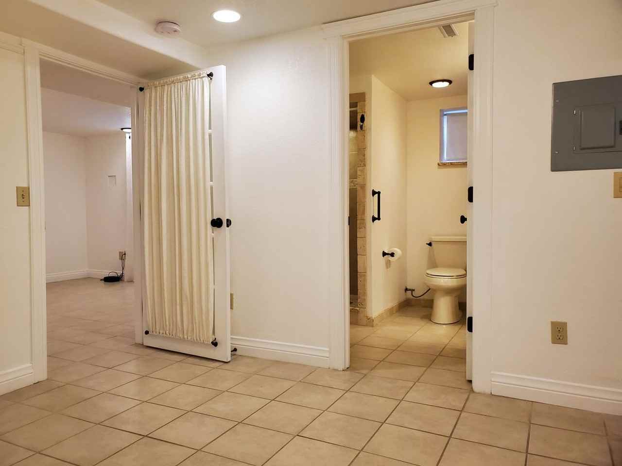 319 Cottonwood Ave Lowr - Photo 7 of 27