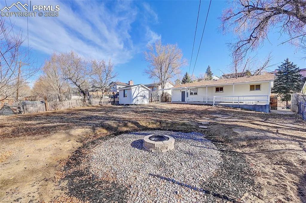 2218 Carmel Dr #NA - Photo 6 of 17