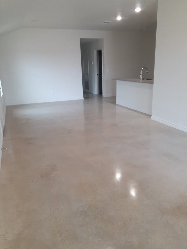 1812 Ponca Trce - Photo 2 of 7