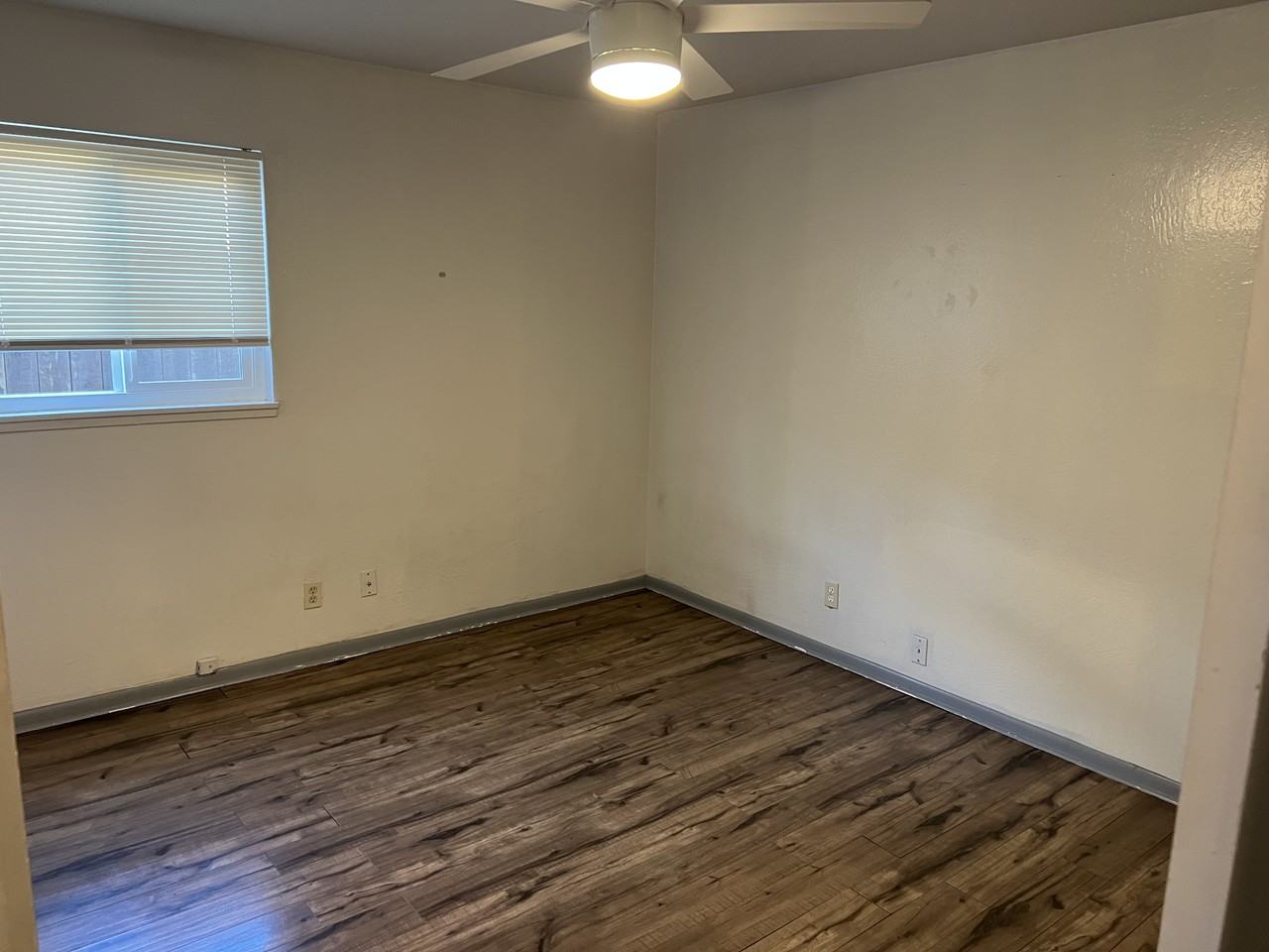 1467 6th Avenue - Photo 3 of 6