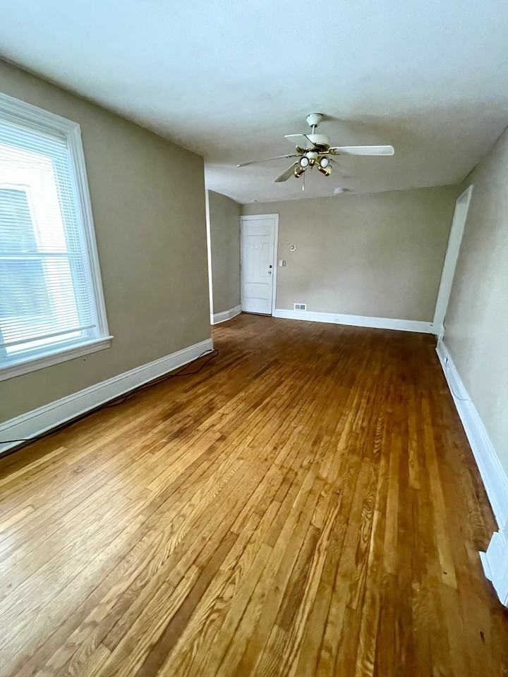 66 Tompkins Street - Photo 3 of 11