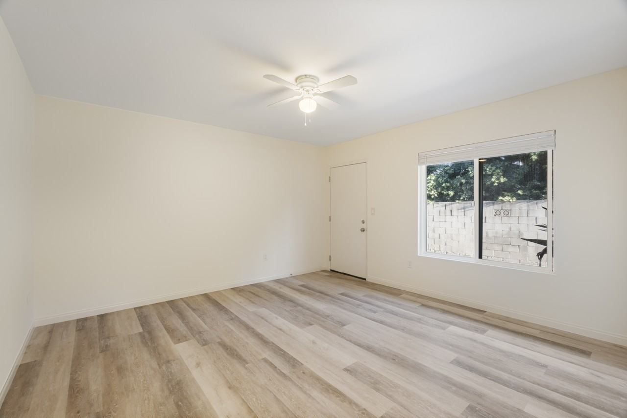 4124 Grand View Boulevard - Photo 2 of 17