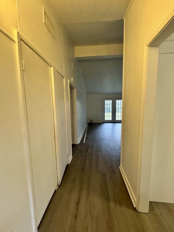 842 Jacox A - Photo 2 of 8