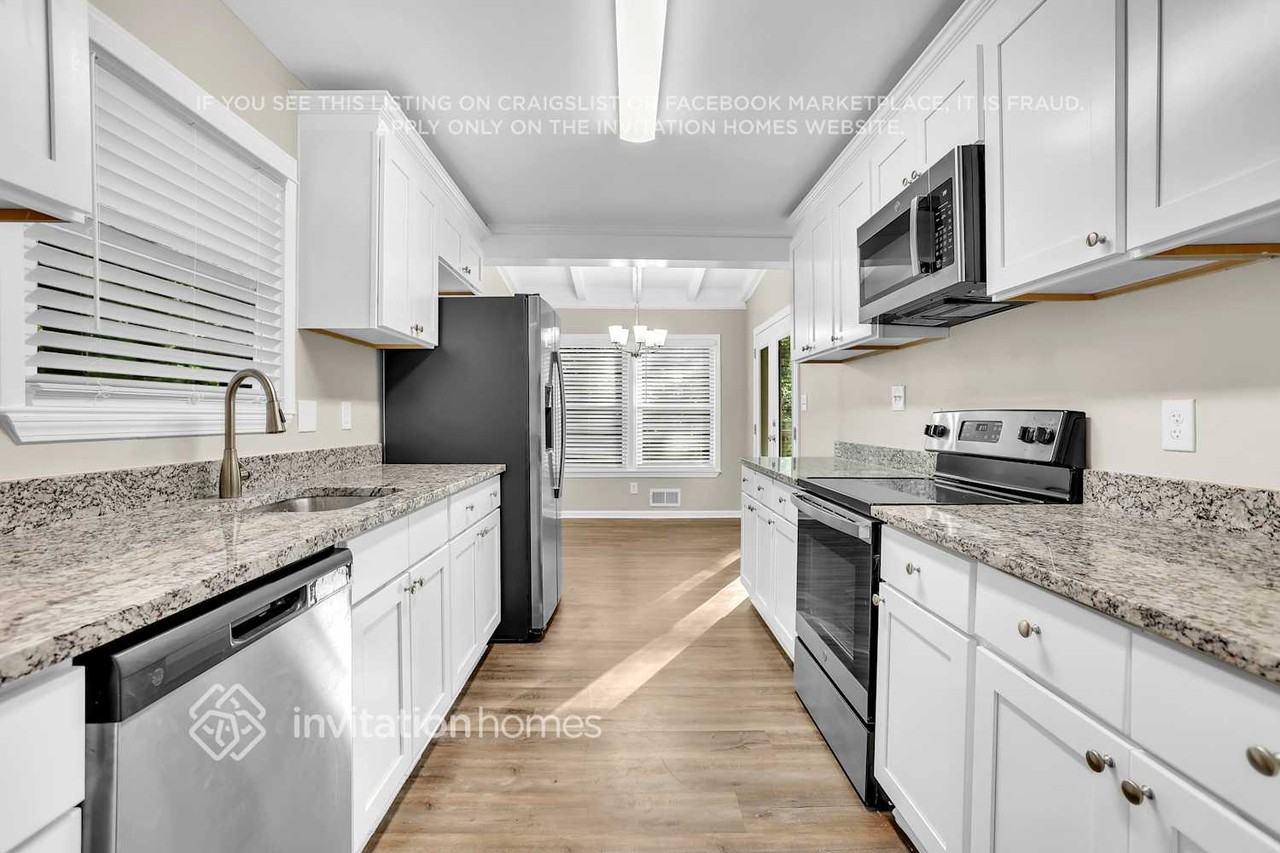 6445 Tahoe Dr - Photo 7 of 27