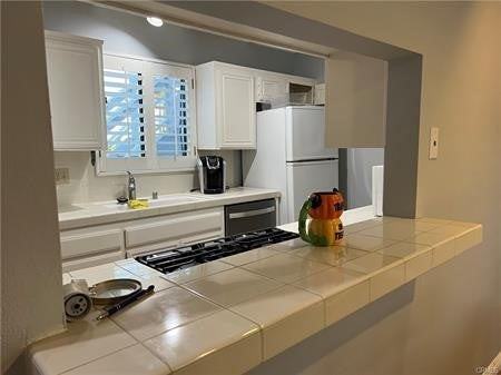 552 Cypress Dr - Photo 6 of 26