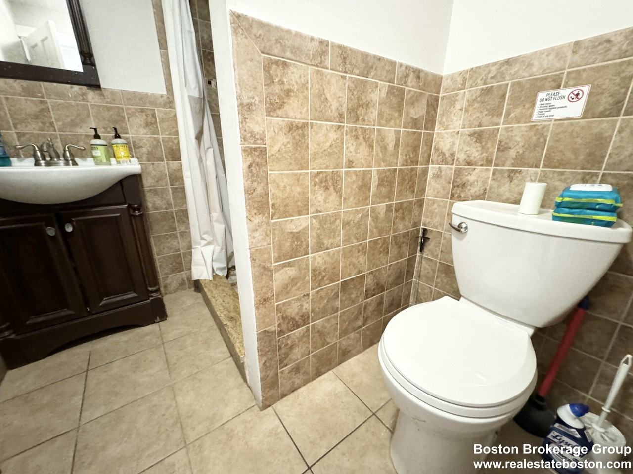 28 Sumner St - Photo 6 of 8