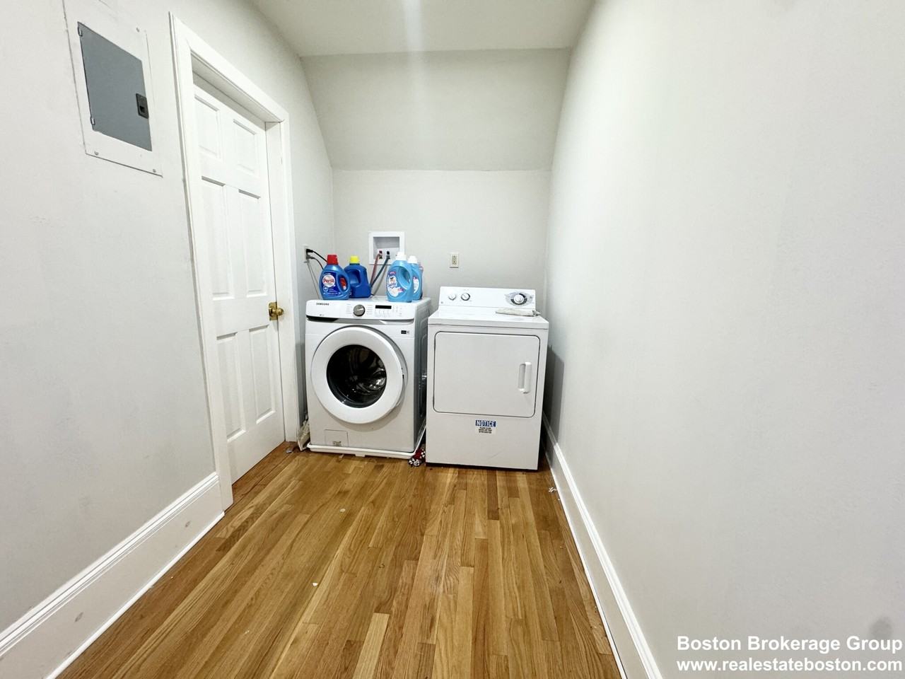 28 Sumner St - Photo 7 of 7