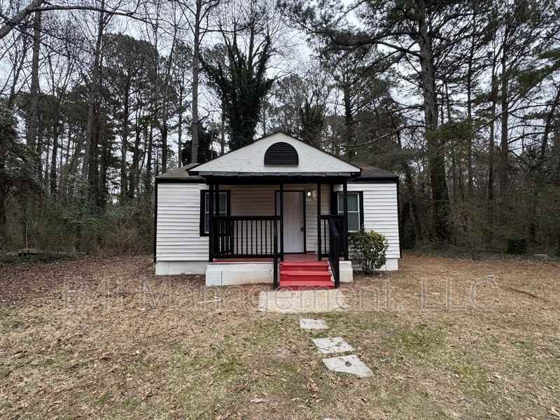 9 Pope Hill Cir - Photo 2 of 10