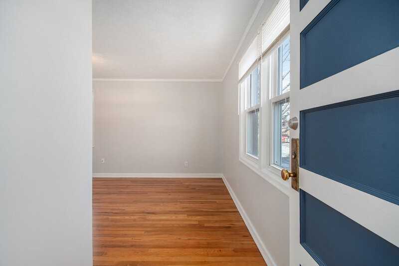 5517 Nw Radial Hwy - Photo 2 of 8