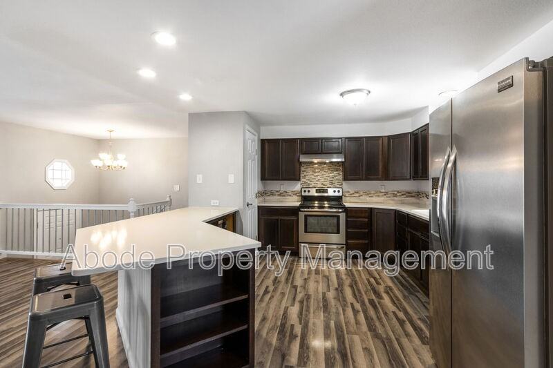 2927 White Oak Ct - Photo 3 of 24